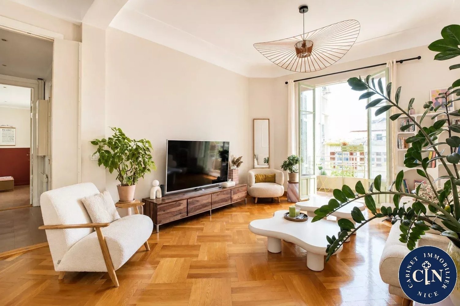 Property photo 3 in Carre d'Or