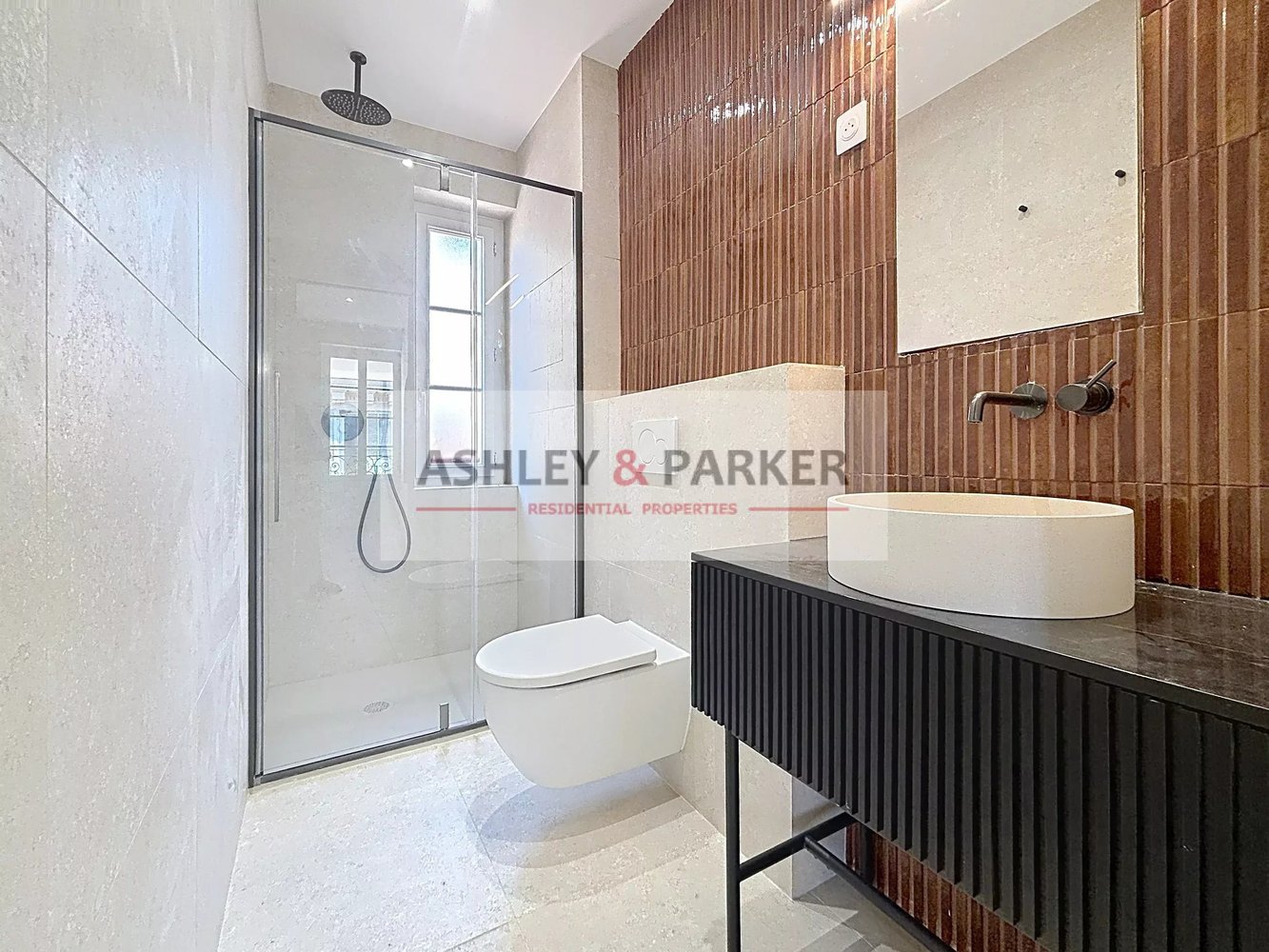 Property photo 7 in Carre d'Or