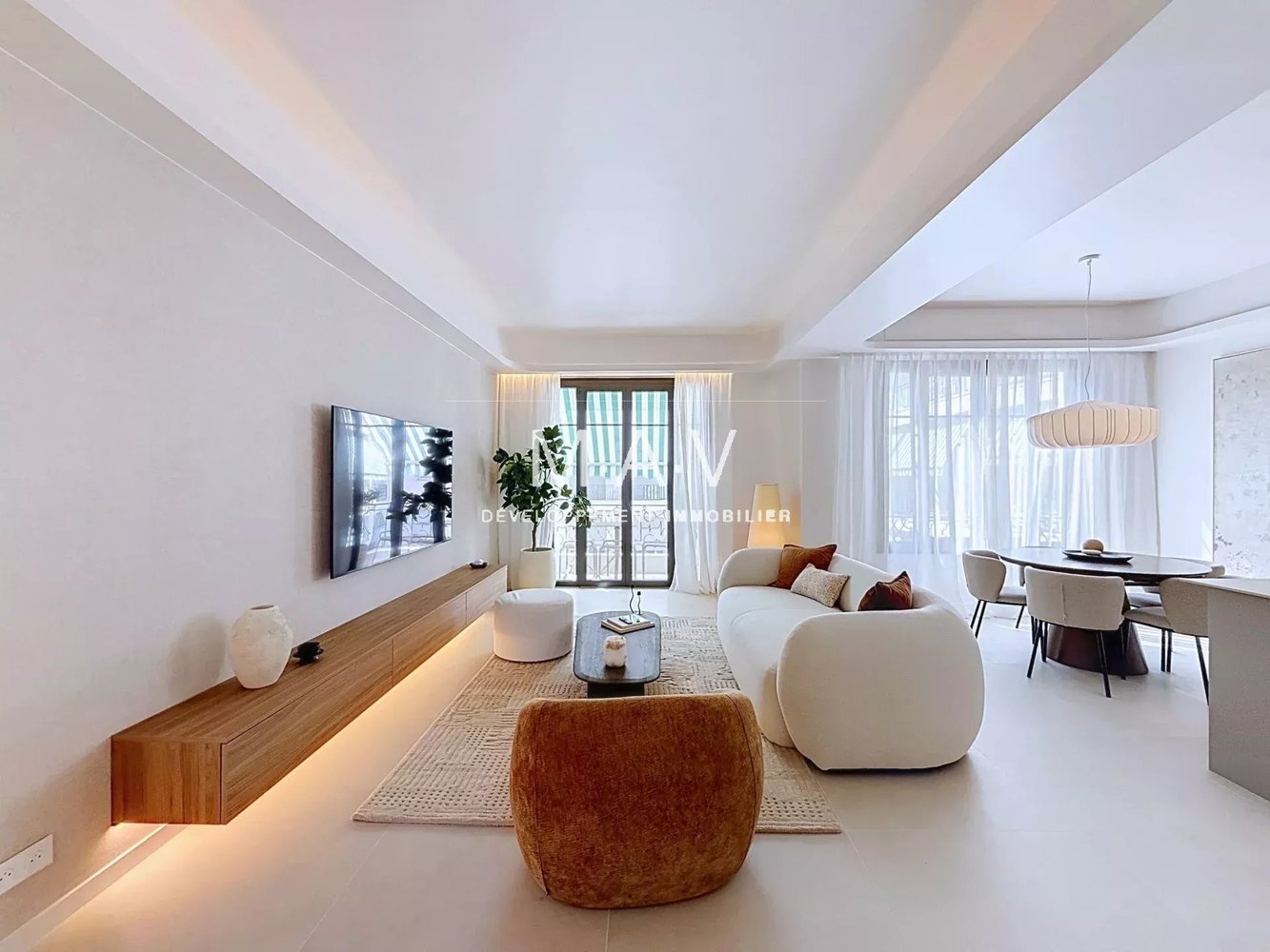 Property photo 5 in Carre d'Or