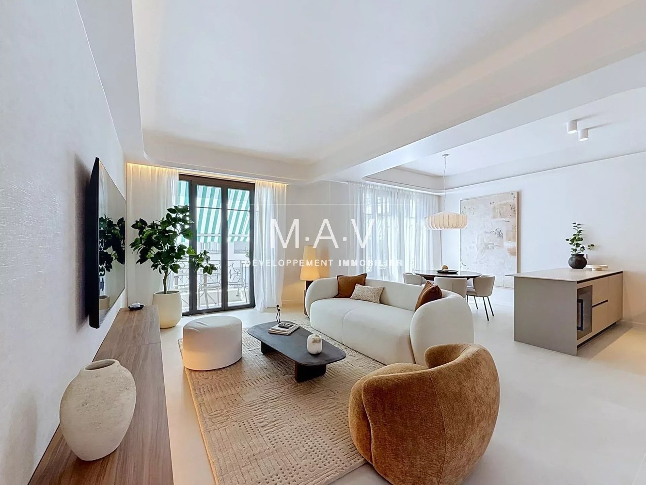 Property photo 1 in Carre d'Or