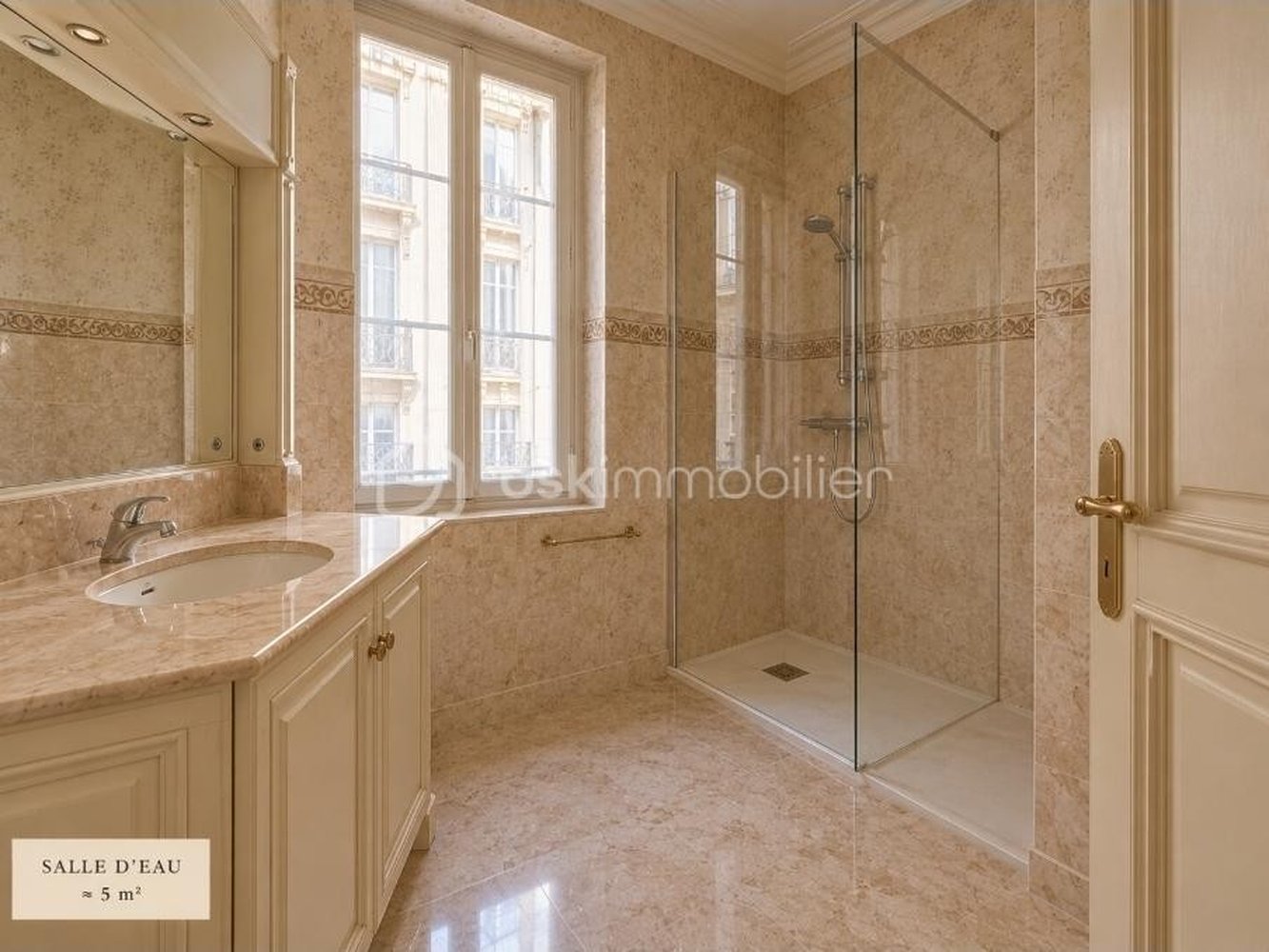 Property photo 7 in Carre d'Or