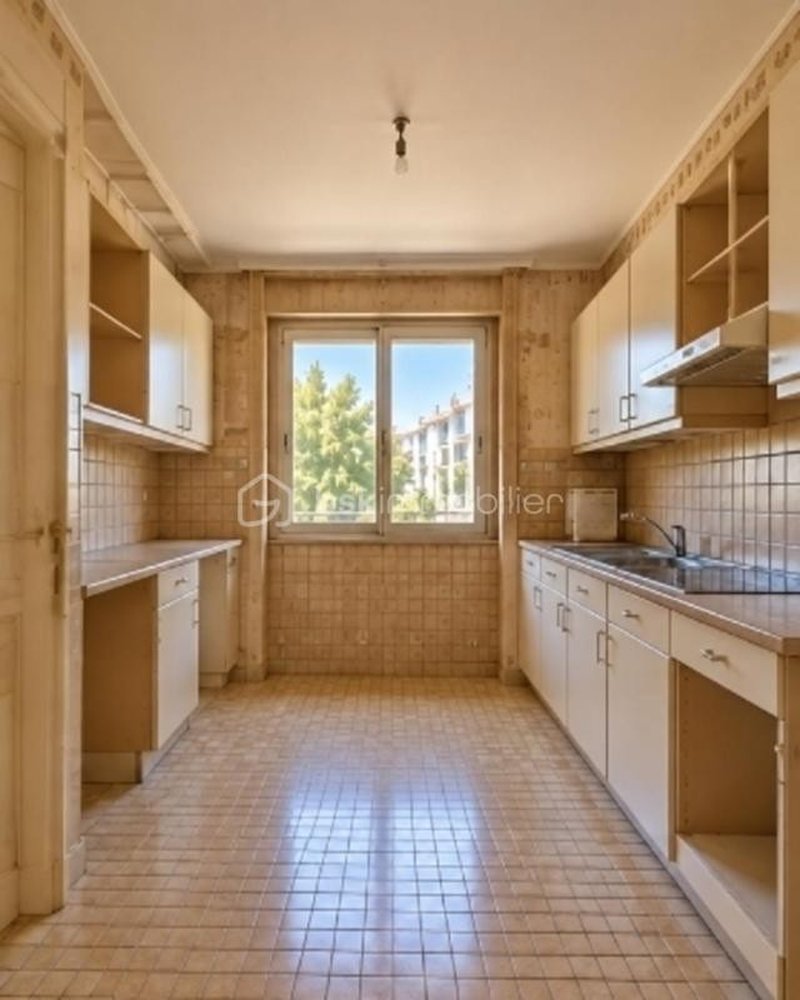 Property photo 3 in Carre d'Or