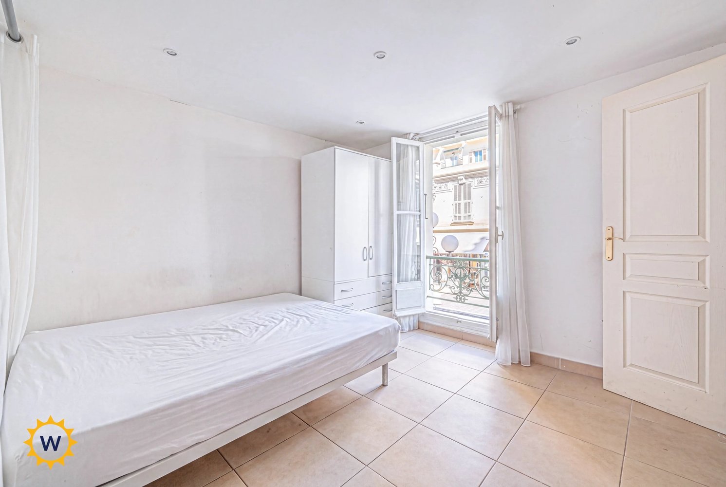 Property photo 5 in Carre d'Or