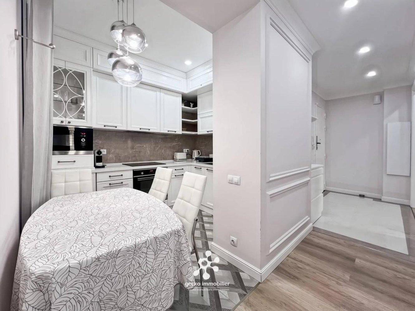 Property photo 5 in Carre d'Or