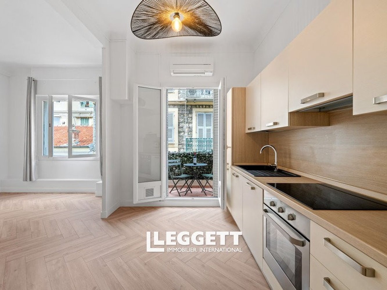 Property photo 1 in Carre d'Or