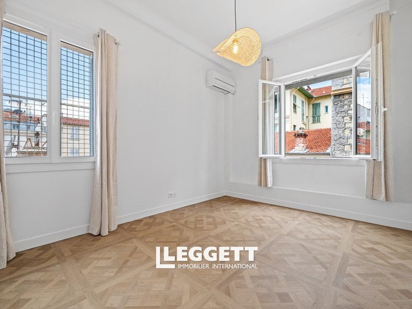 Property photo 8 in Carre d'Or