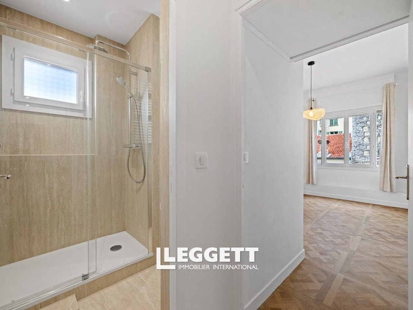 Property photo 6 in Carre d'Or