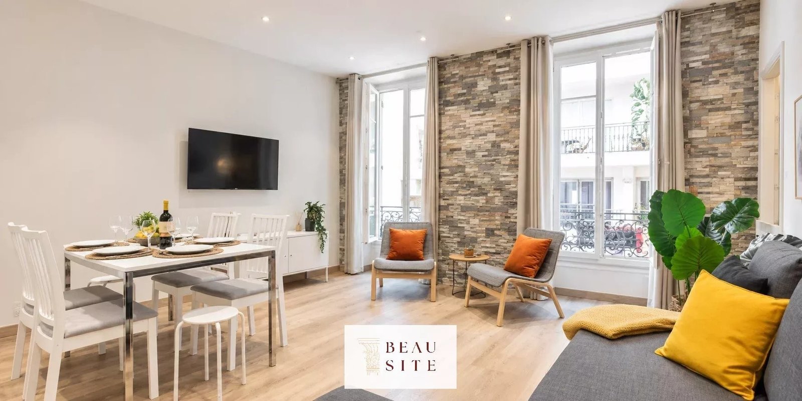 Property photo 5 in Carre d'Or