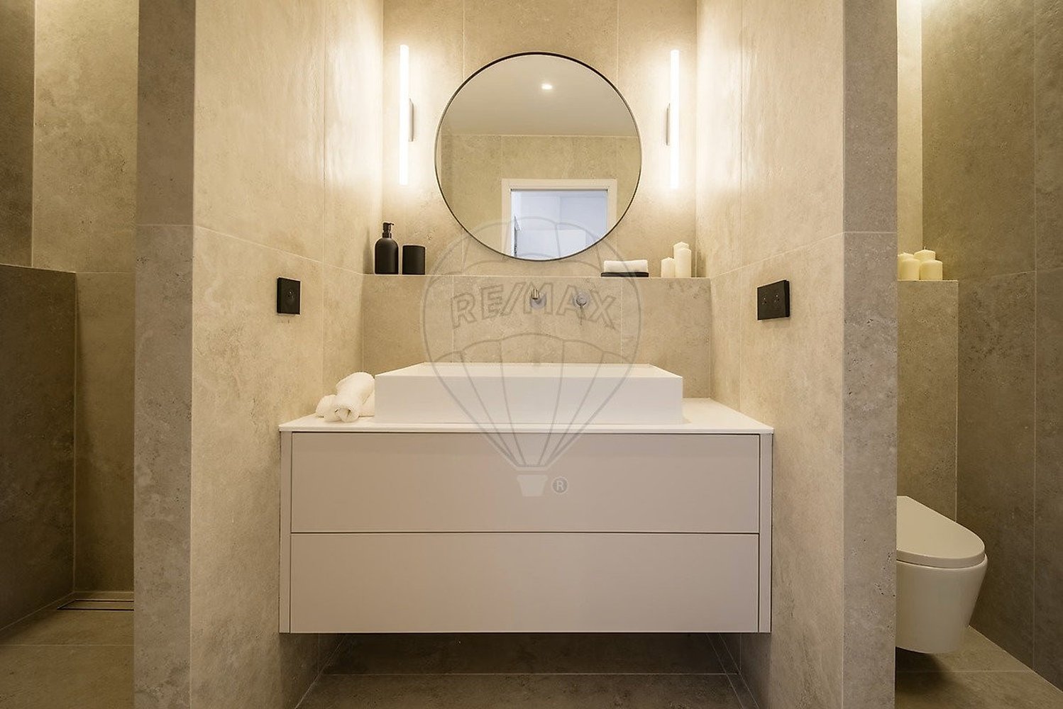 Property photo 8 in Carre d'Or