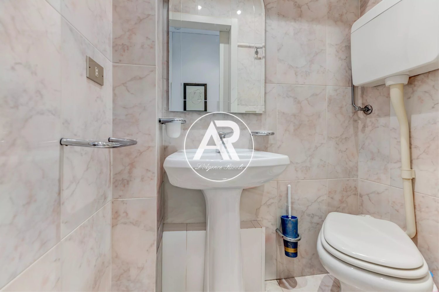 Property photo 8 in Carre d'Or