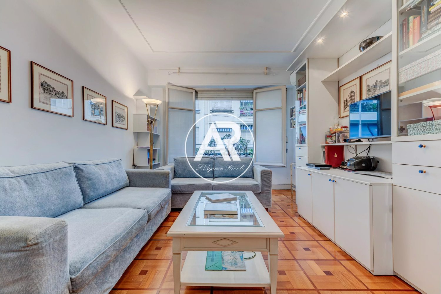 Property photo 3 in Carre d'Or