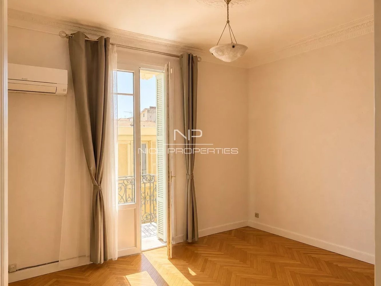 Property photo 1 in Musicians Quarter