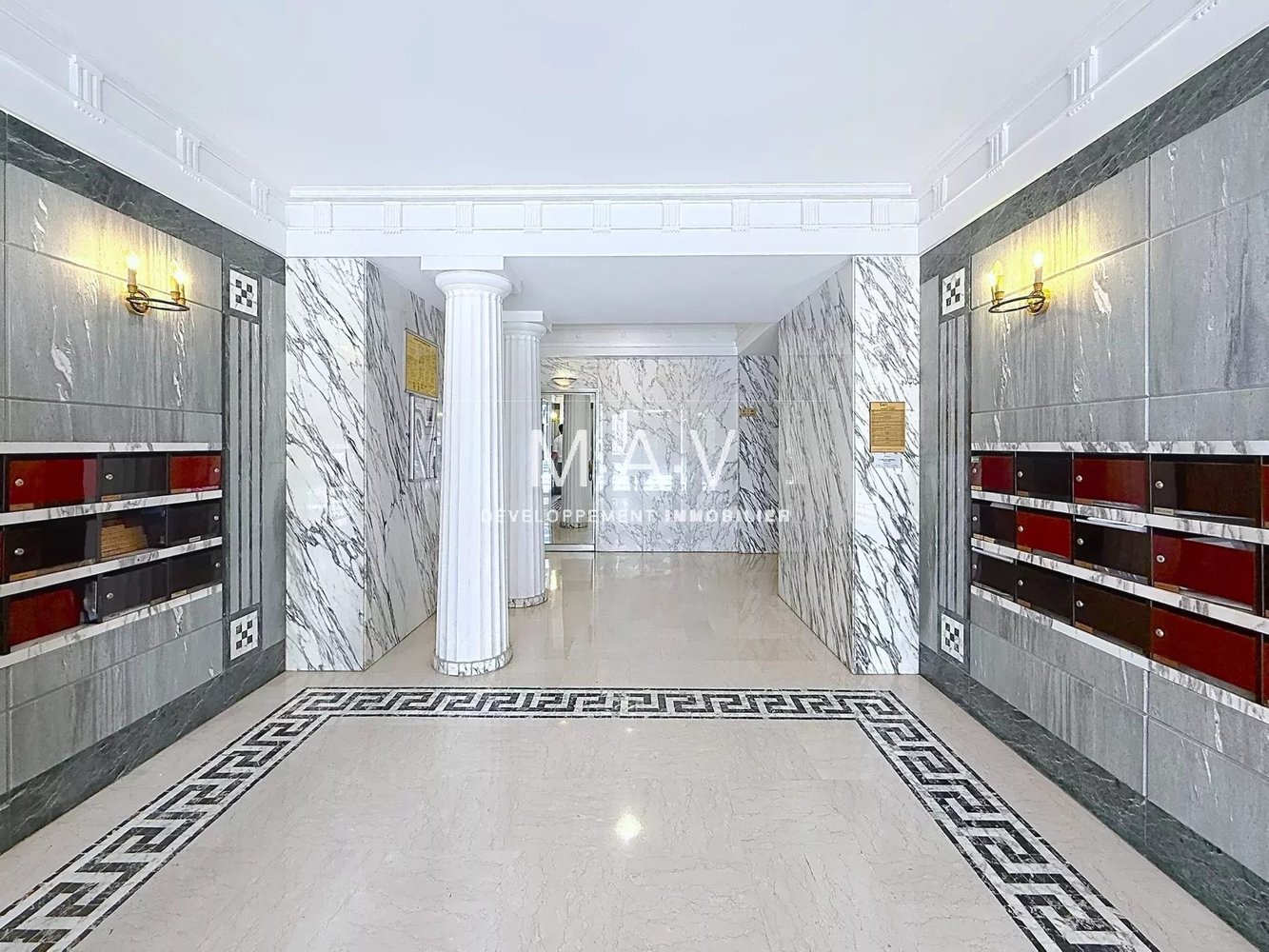 Property photo 10 in Carre d'Or