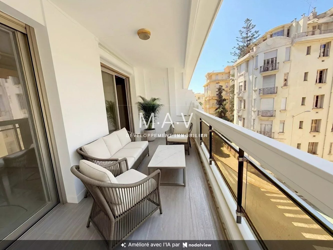 Property photo 1 in Carre d'Or