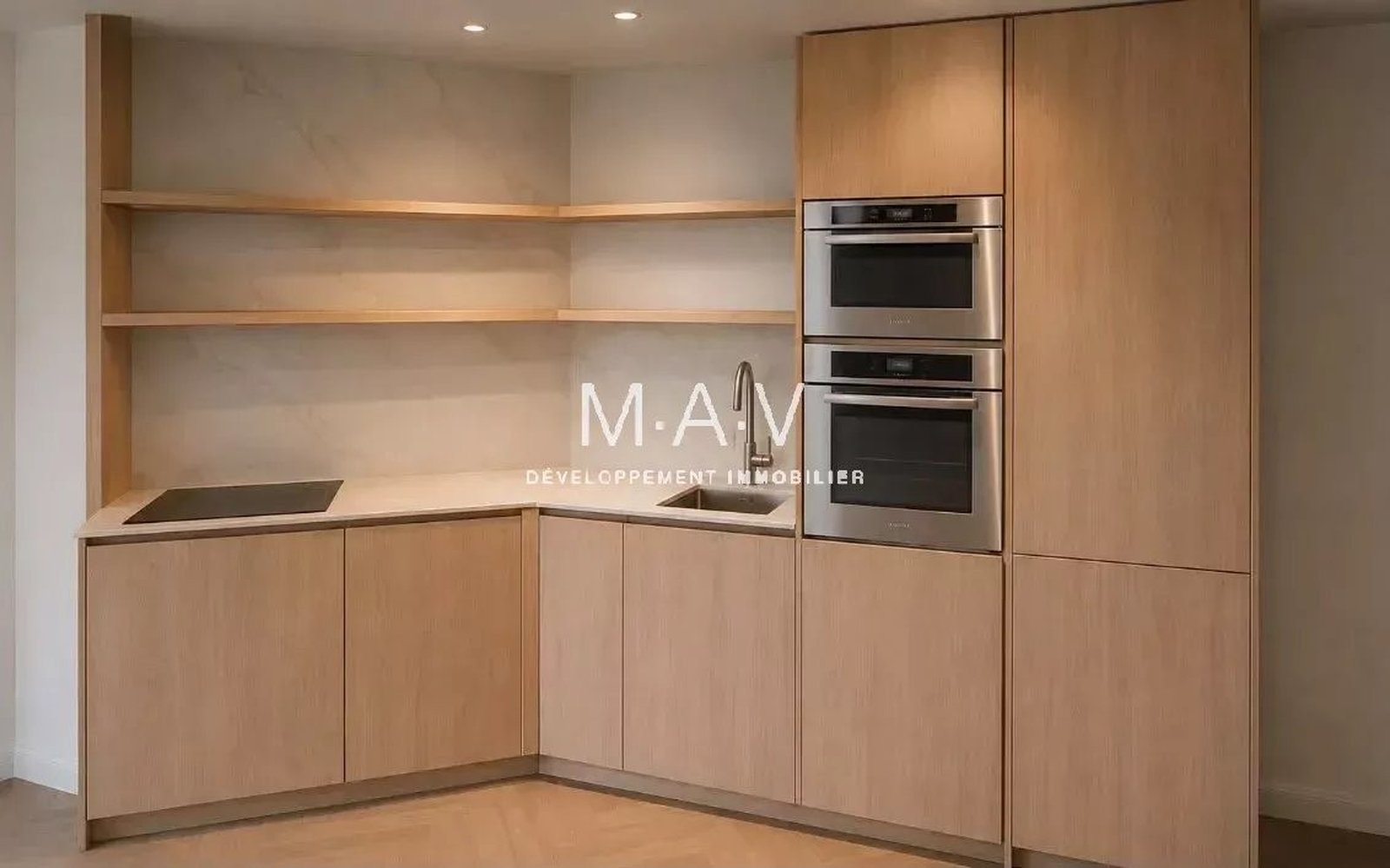 Property photo 5 in Carre d'Or