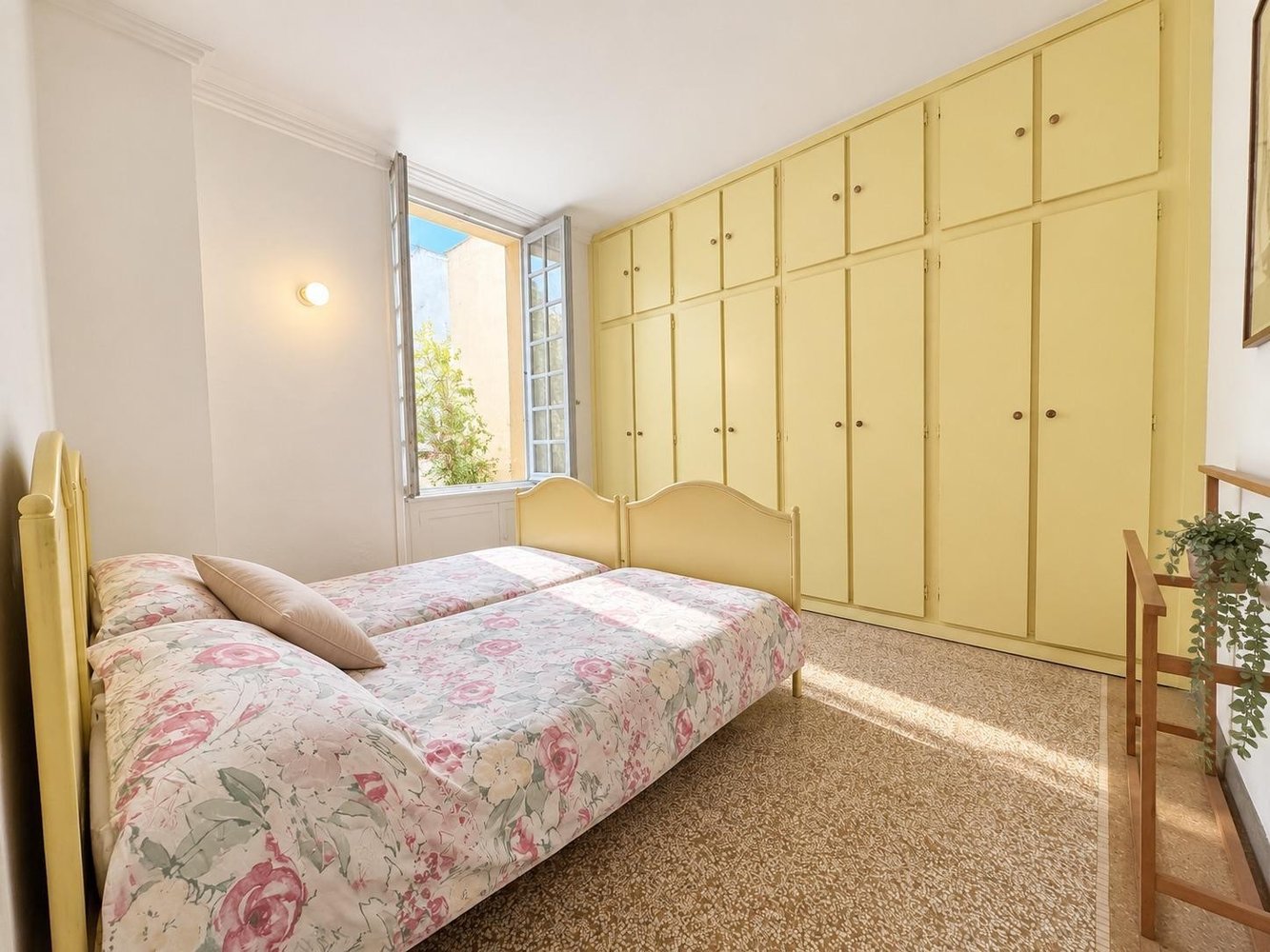 Property photo 10 in Old Town