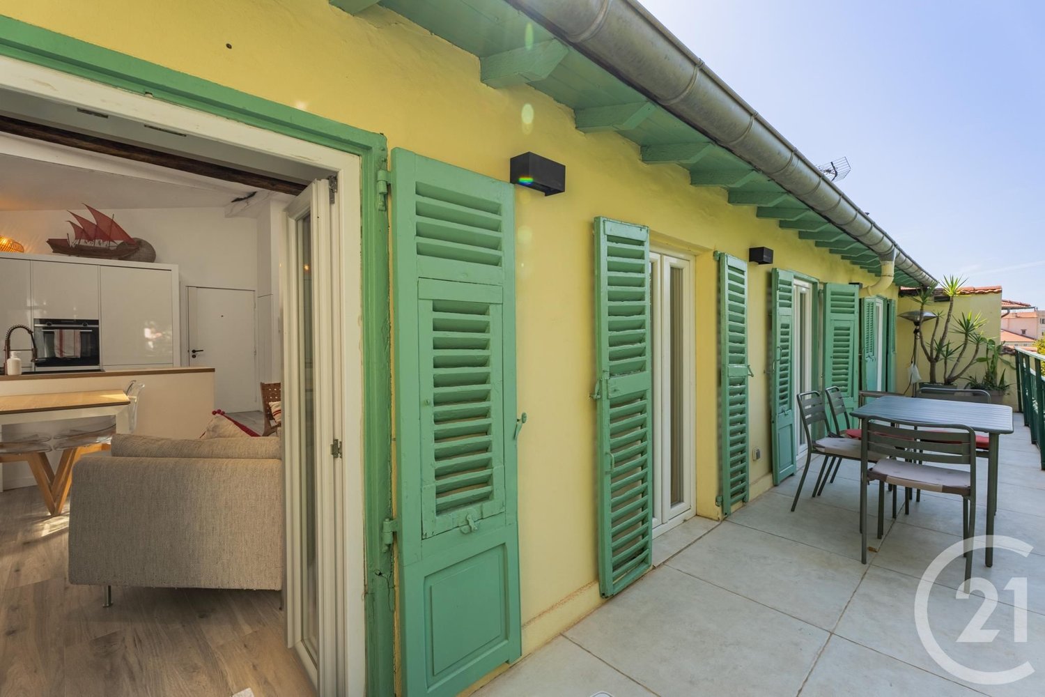 Property photo 5 in Old Town
