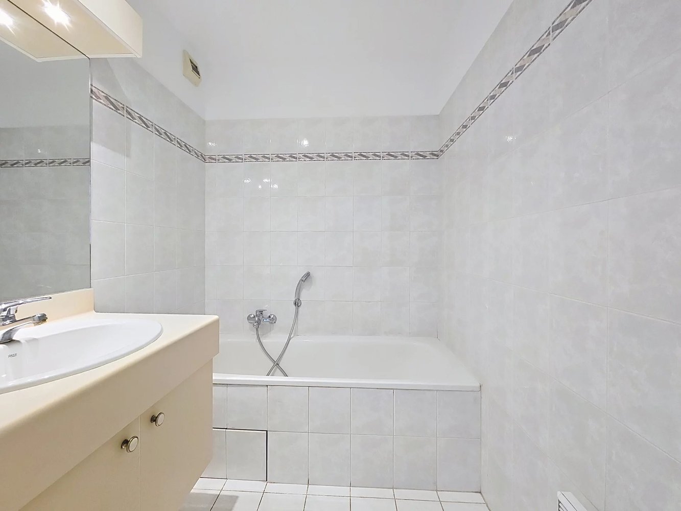 Property photo 17 in Old Town