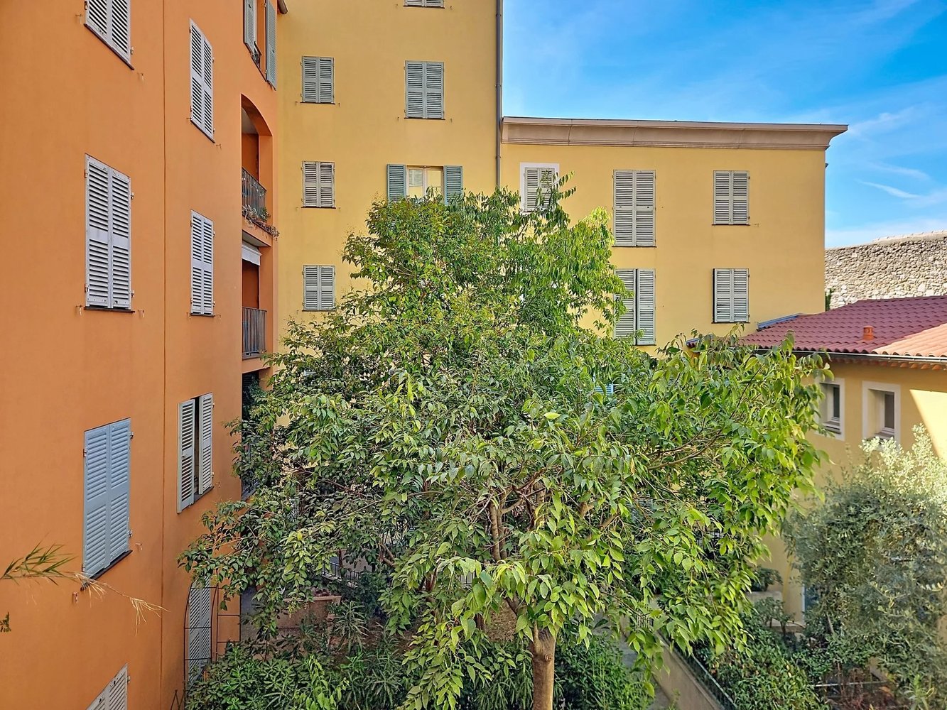 Property photo 10 in Old Town