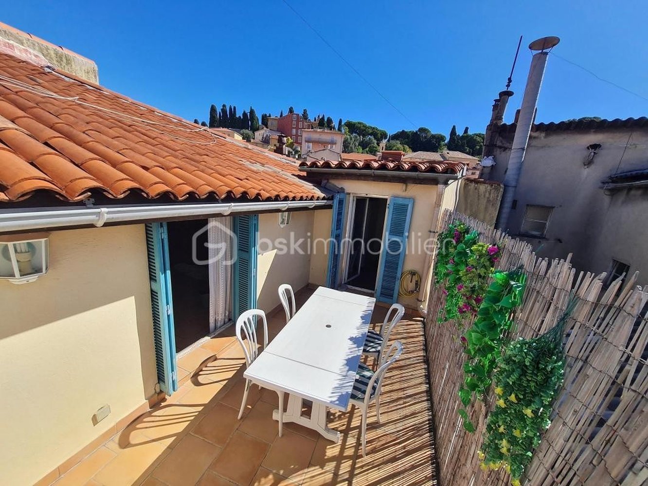 Property photo 1 in Old Town