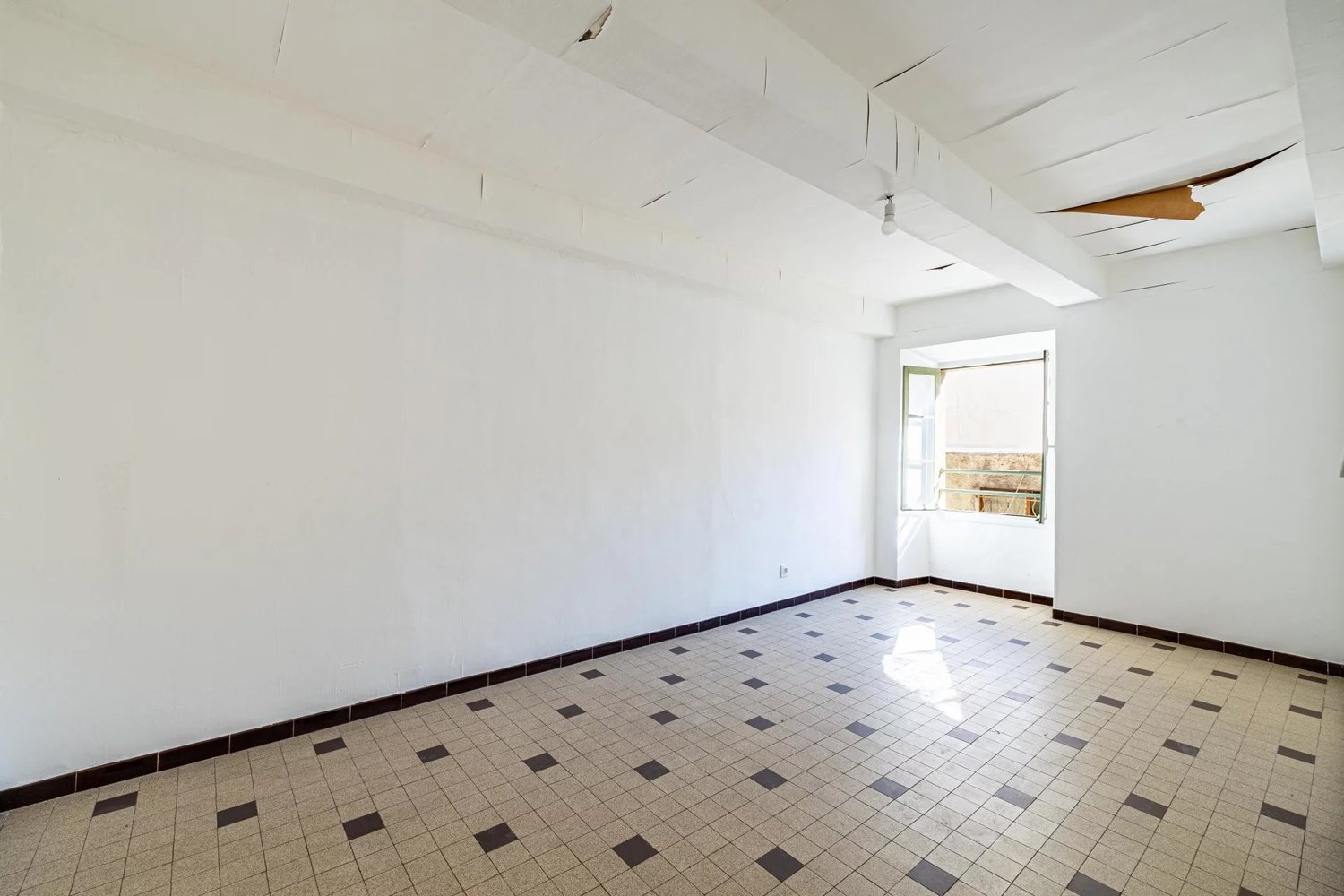 Property photo 12 in Port