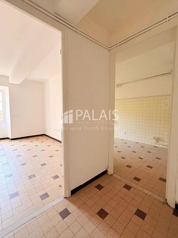 Property photo 2 in Port