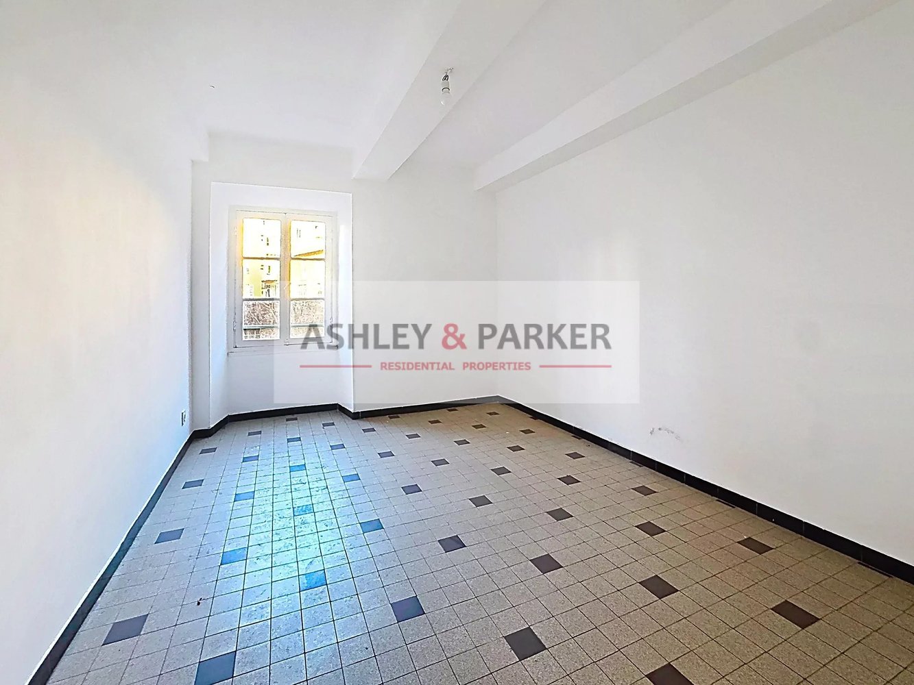 Property photo 6 in Port