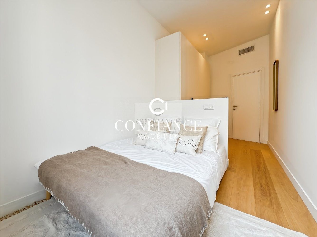Property photo 9 in Port