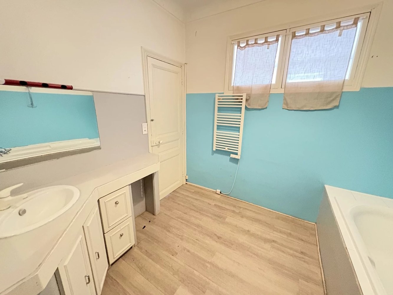 Property photo 16 in Port