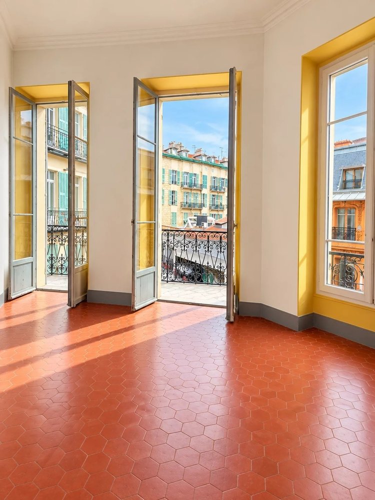 Property photo 3 in Carre d'Argent