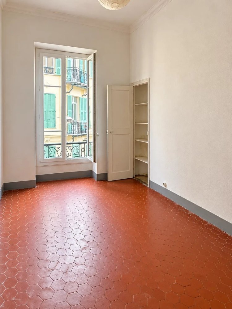 Property photo 2 in Carre d'Argent