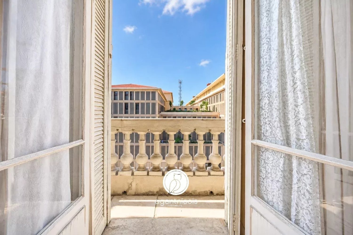 Property photo 2 in Carre d'Argent