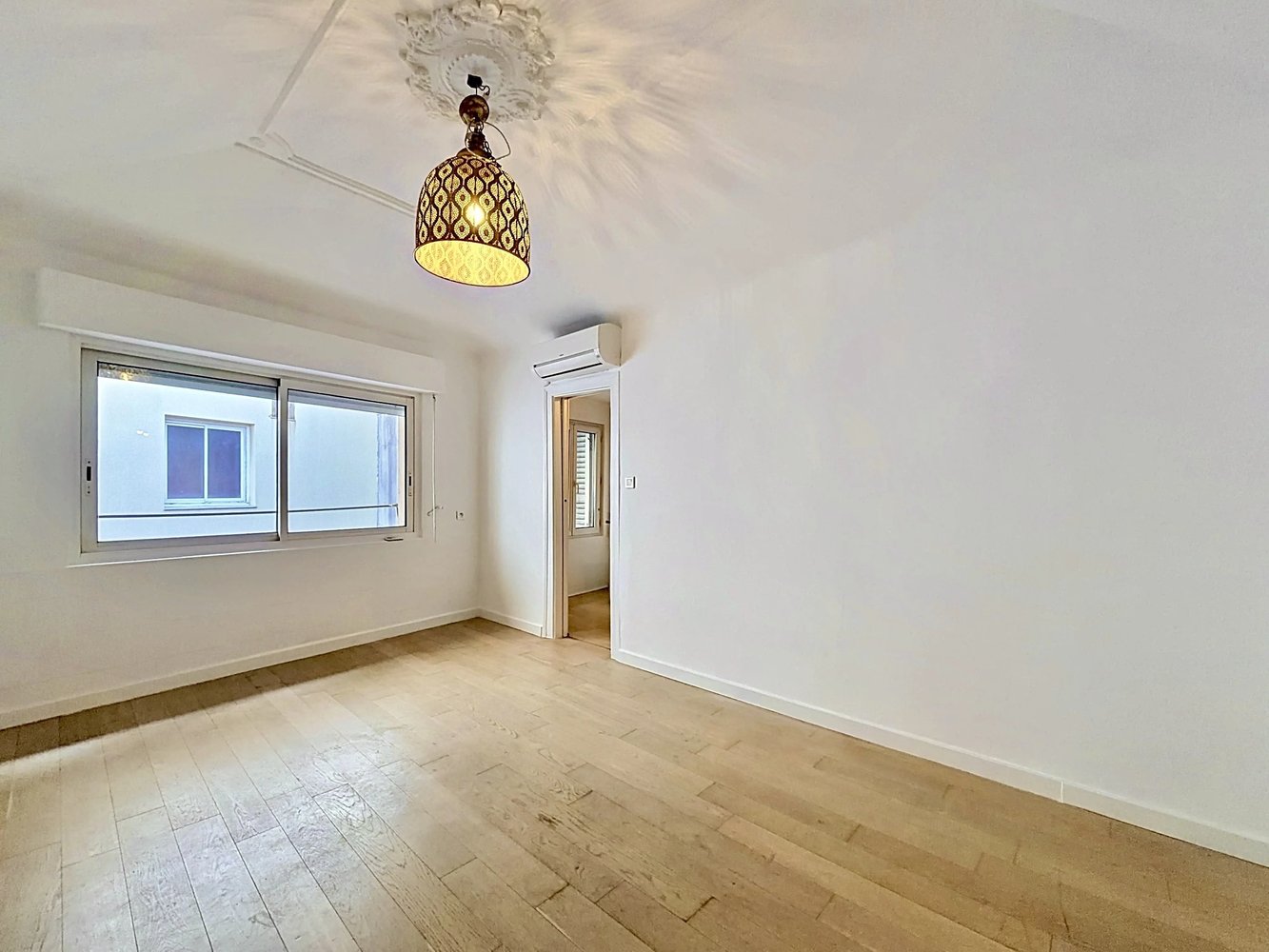 Property photo 2 in Carre d'Argent
