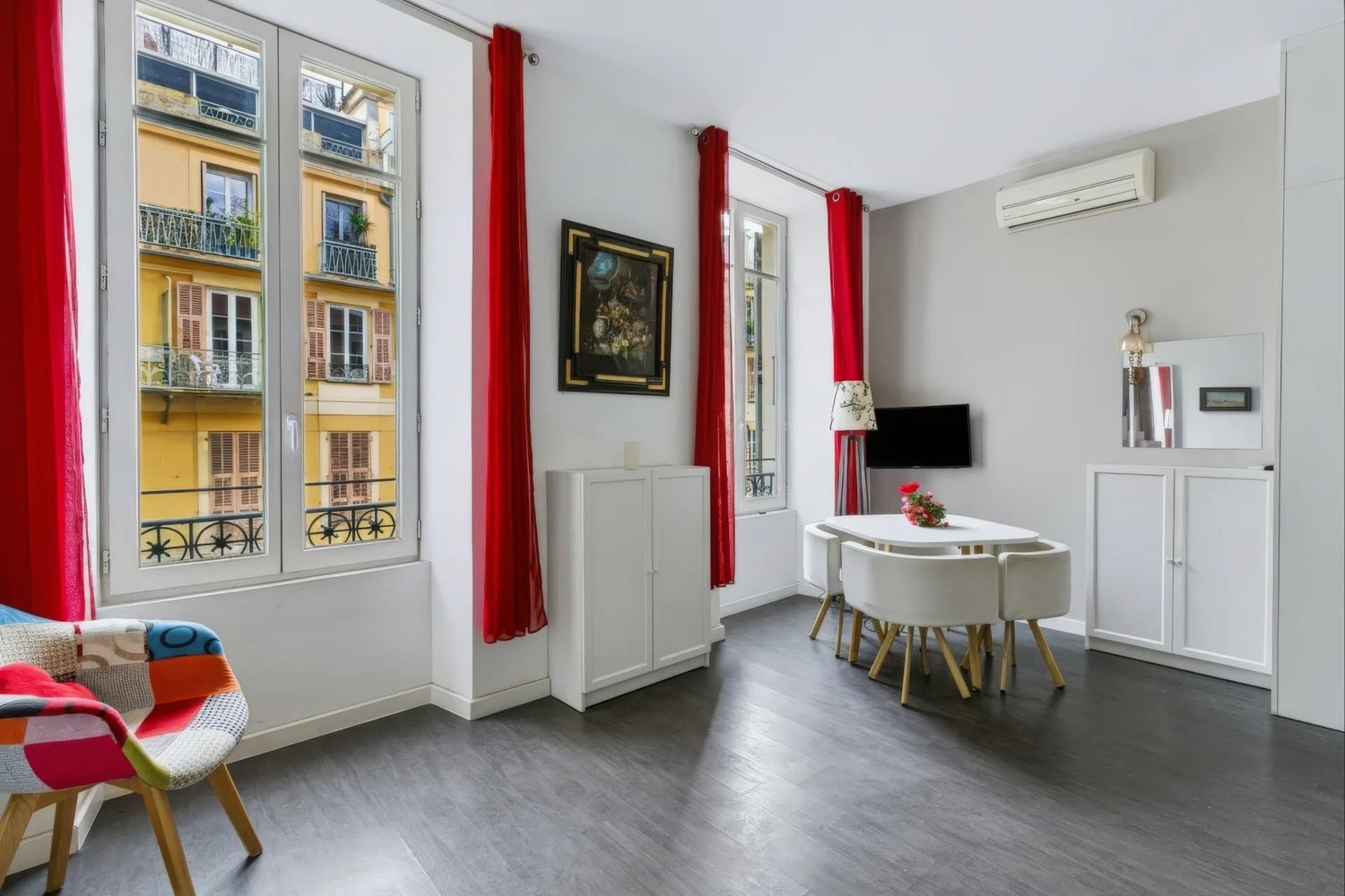 Property photo 2 in Carre d'Argent
