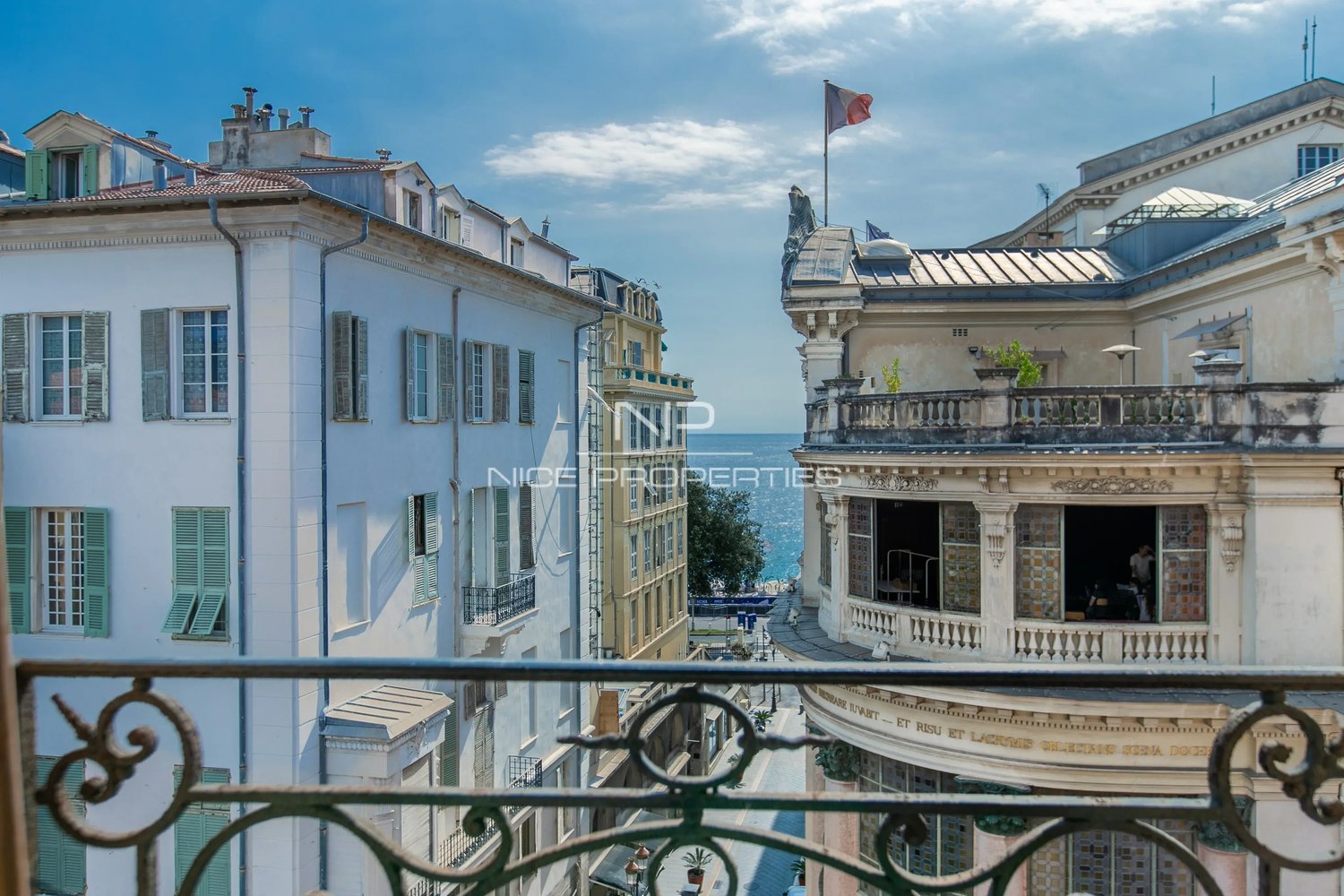 Property photo 1 in Carre d'Argent