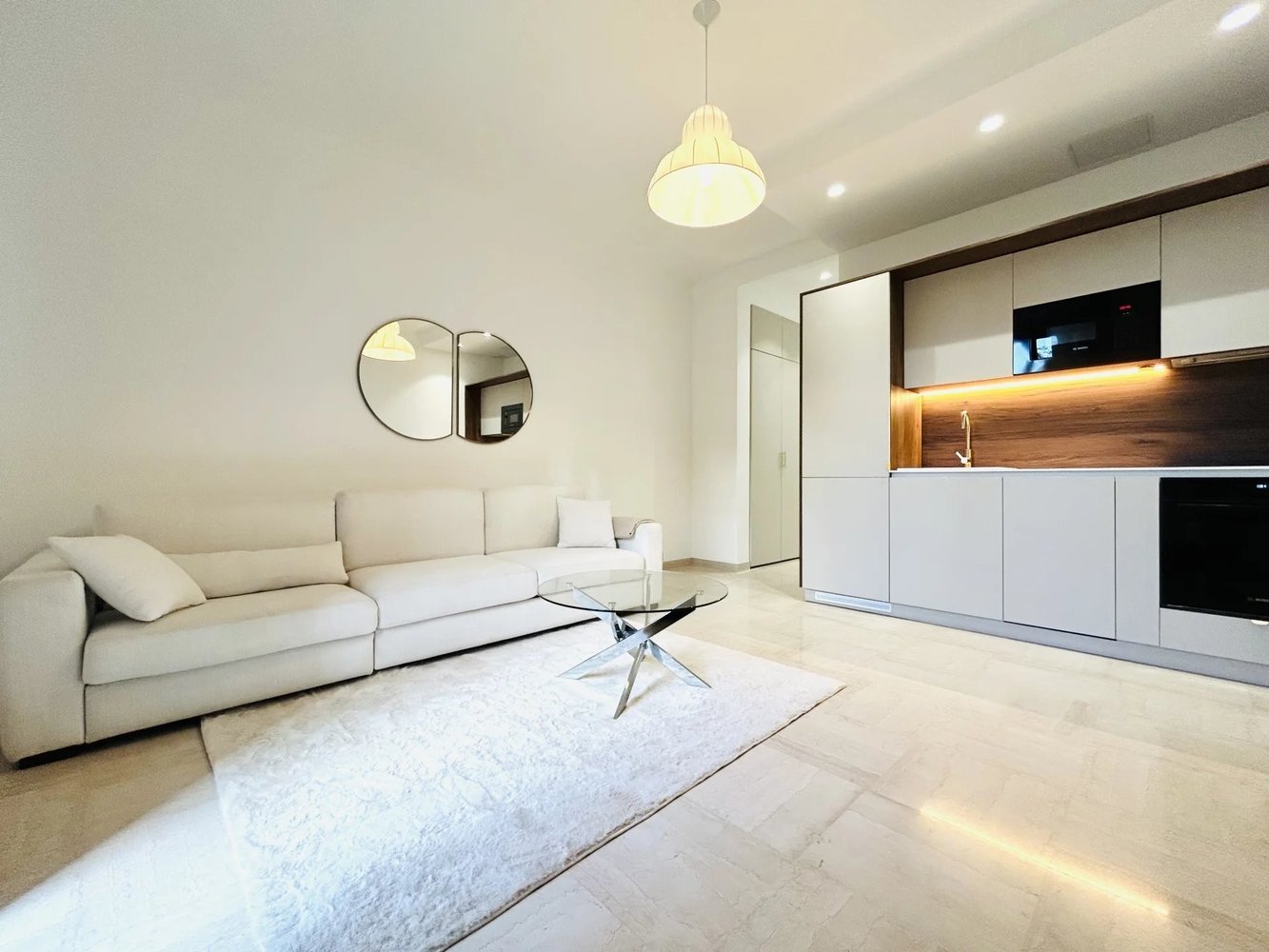 Property photo 2 in Carre d'Argent