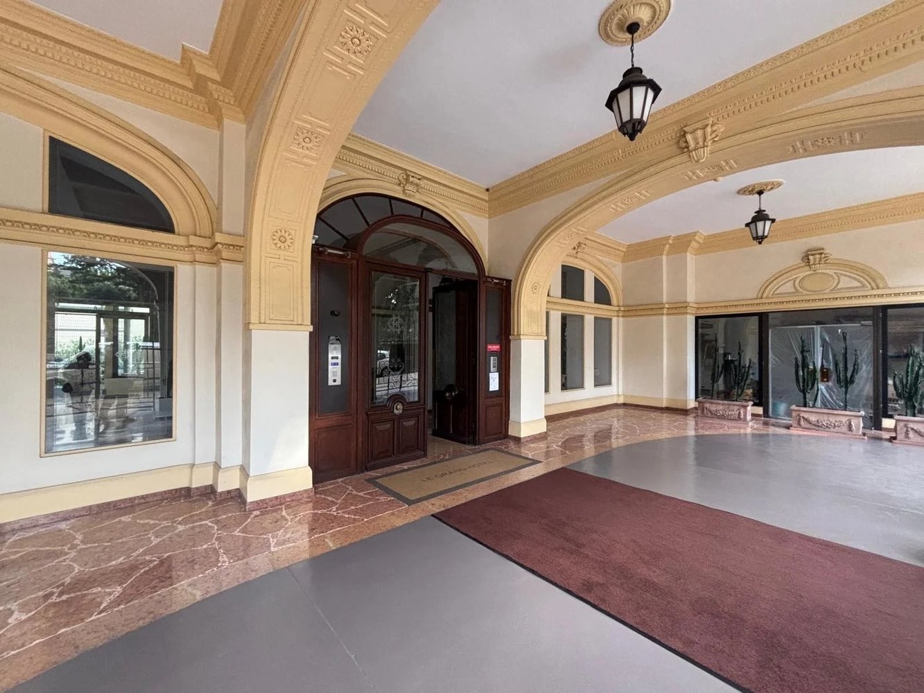 Property photo 2 in Carre d'Argent