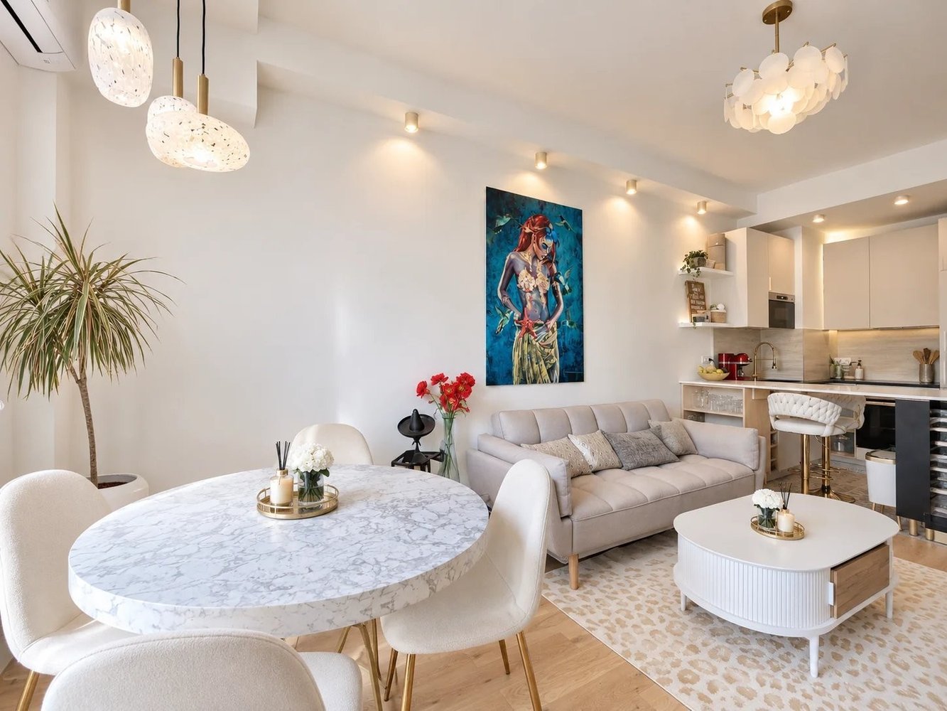 Property photo 2 in Carre d'Argent