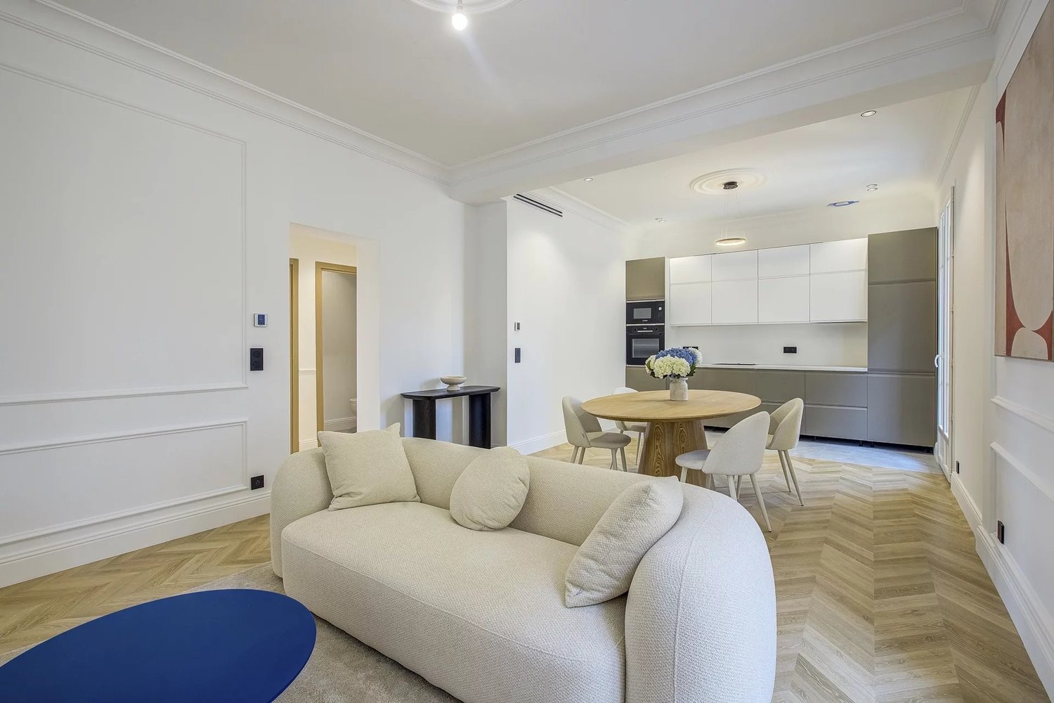 Property photo 2 in Carre d'Argent