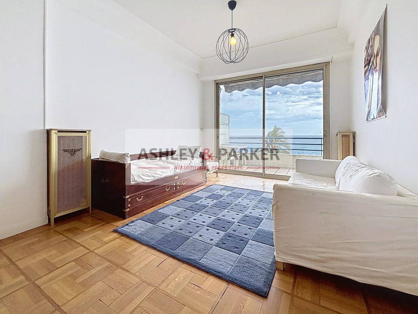 Property photo 5 in Carre d'Or