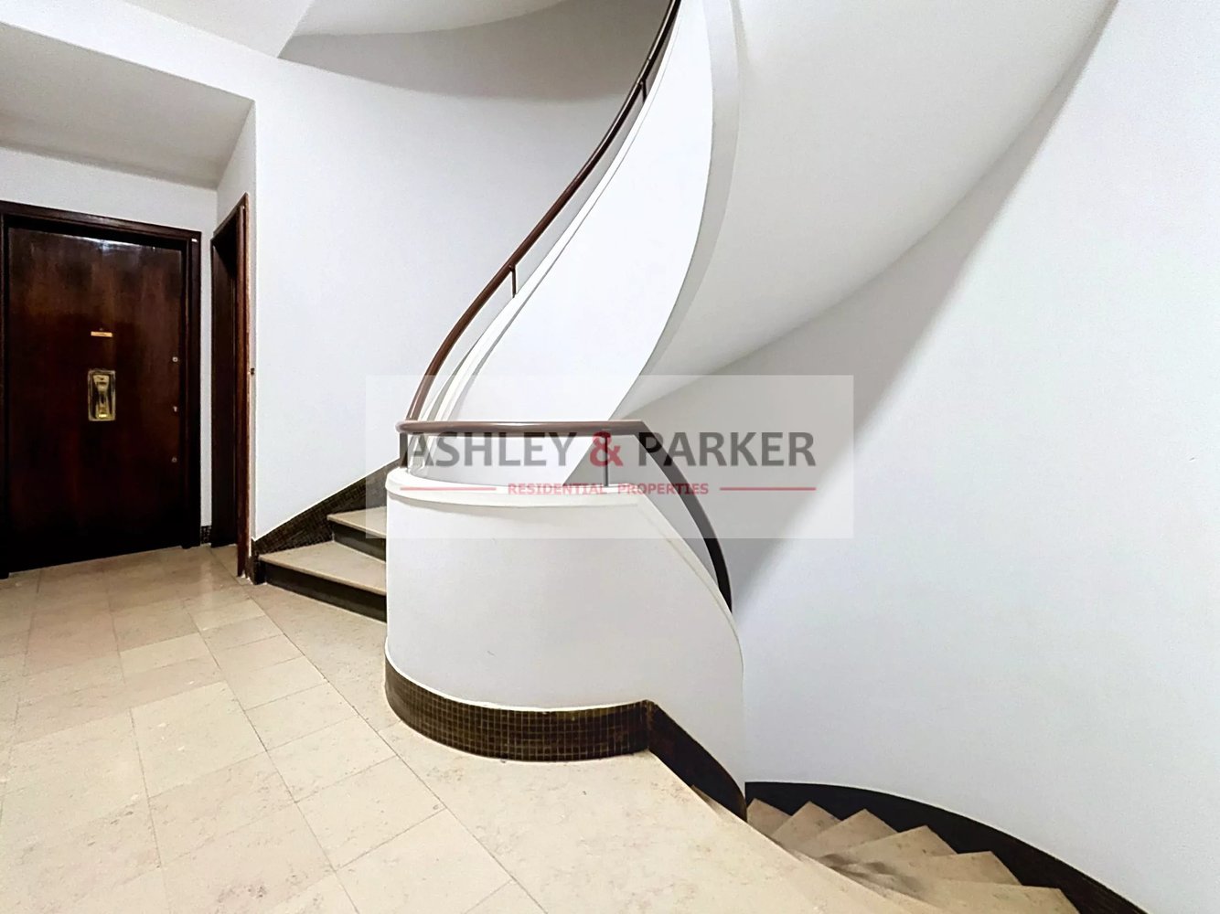 Property photo 11 in Carre d'Or
