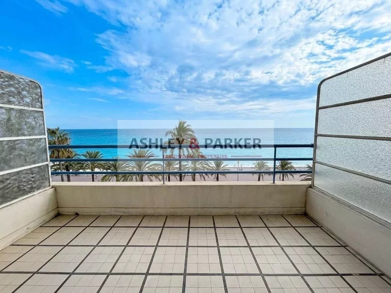 Property photo 3 in Carre d'Or