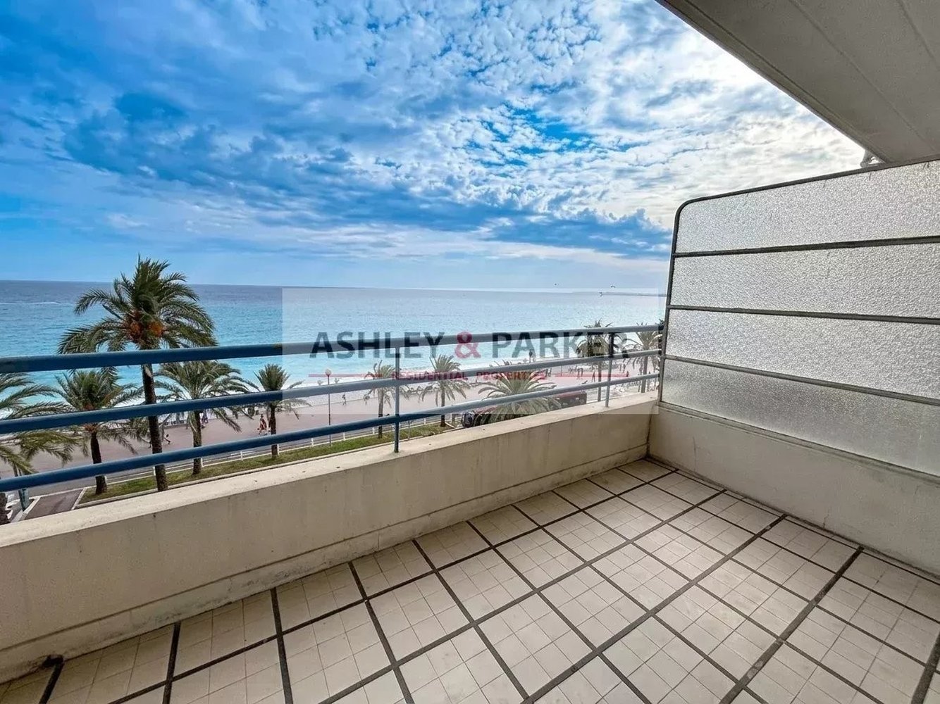 Property photo 1 in Carre d'Or