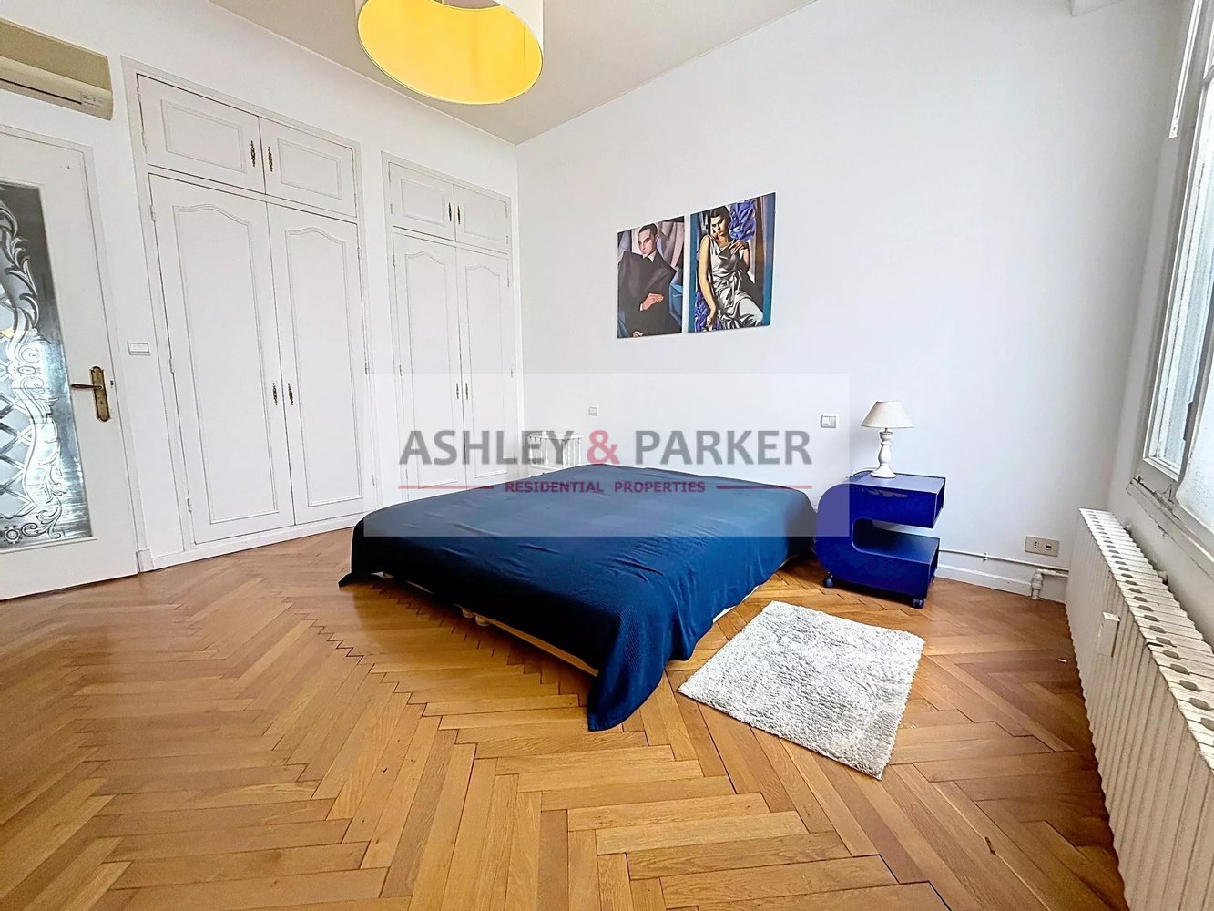 Property photo 9 in Carre d'Or