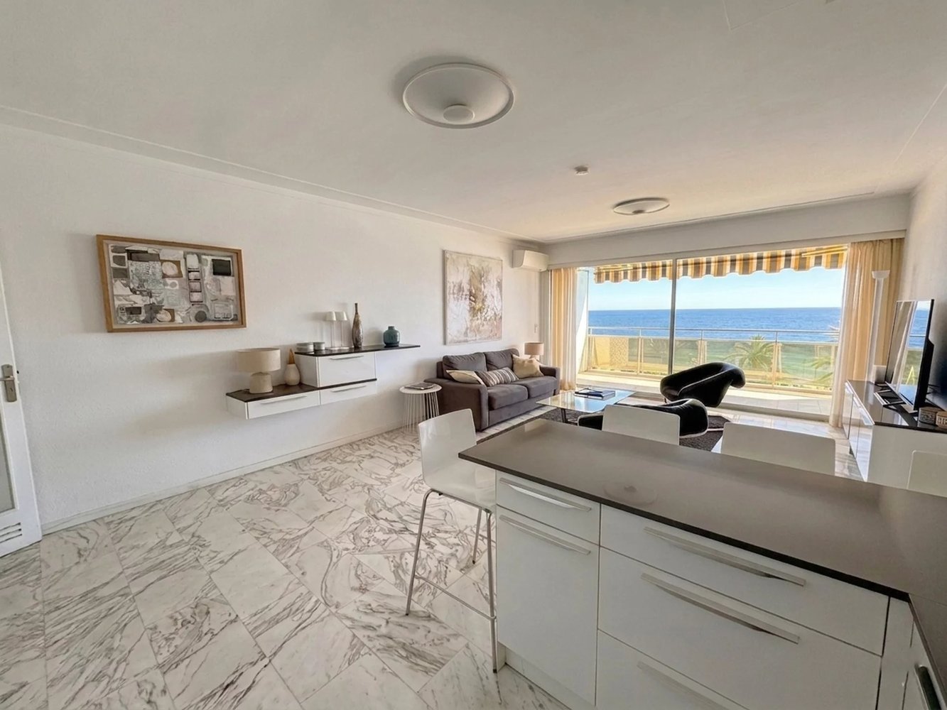 Property photo 5 in Carre d'Or