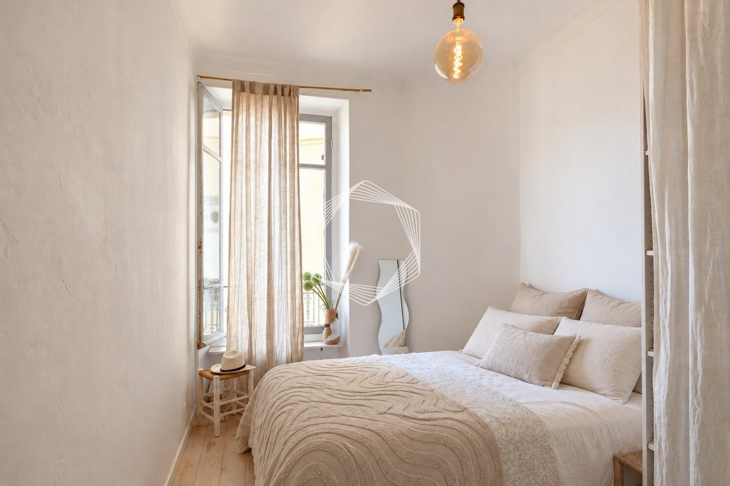 Property photo 5 in Carre d'Or