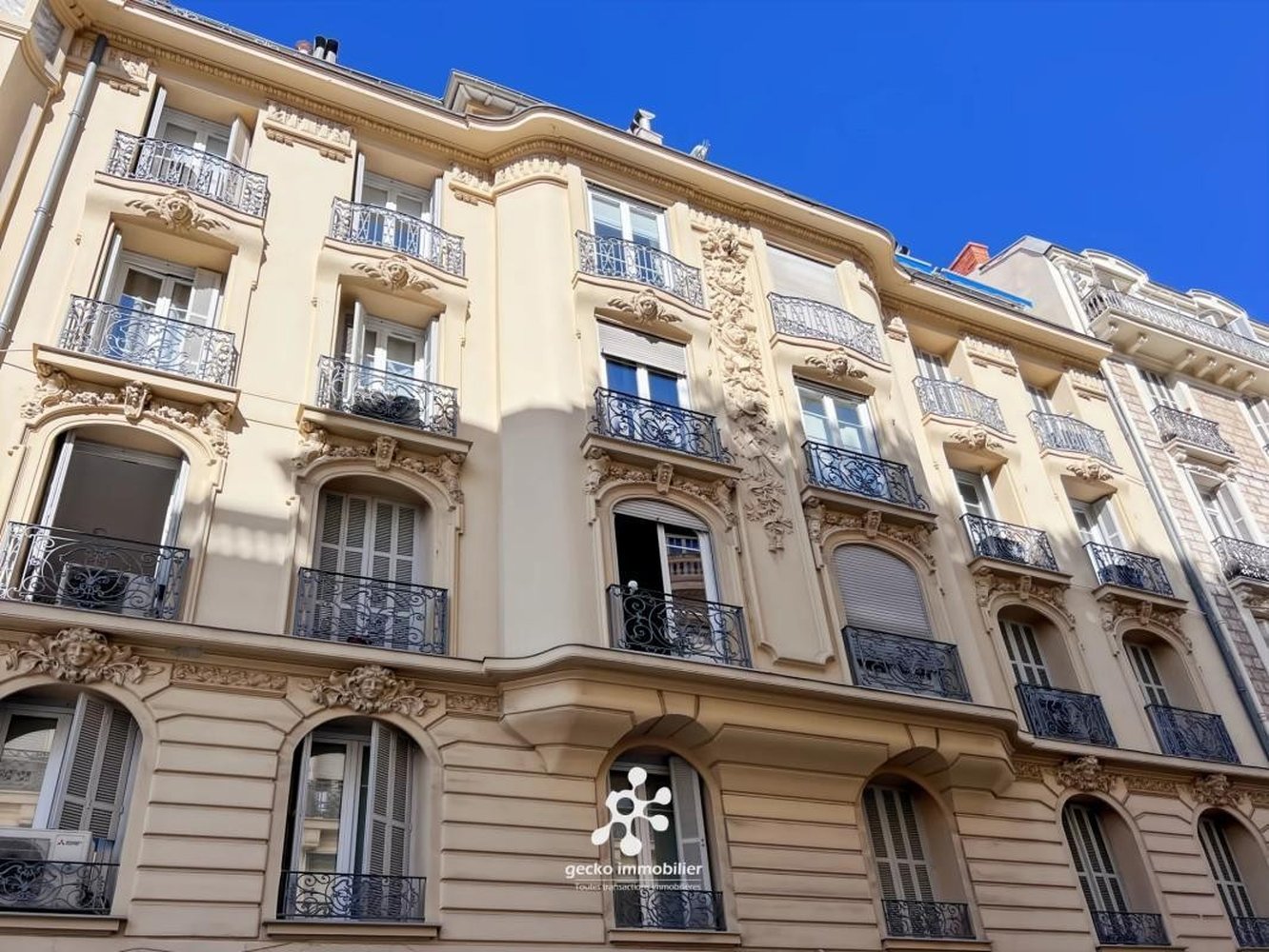 Property photo 1 in Carre d'Or