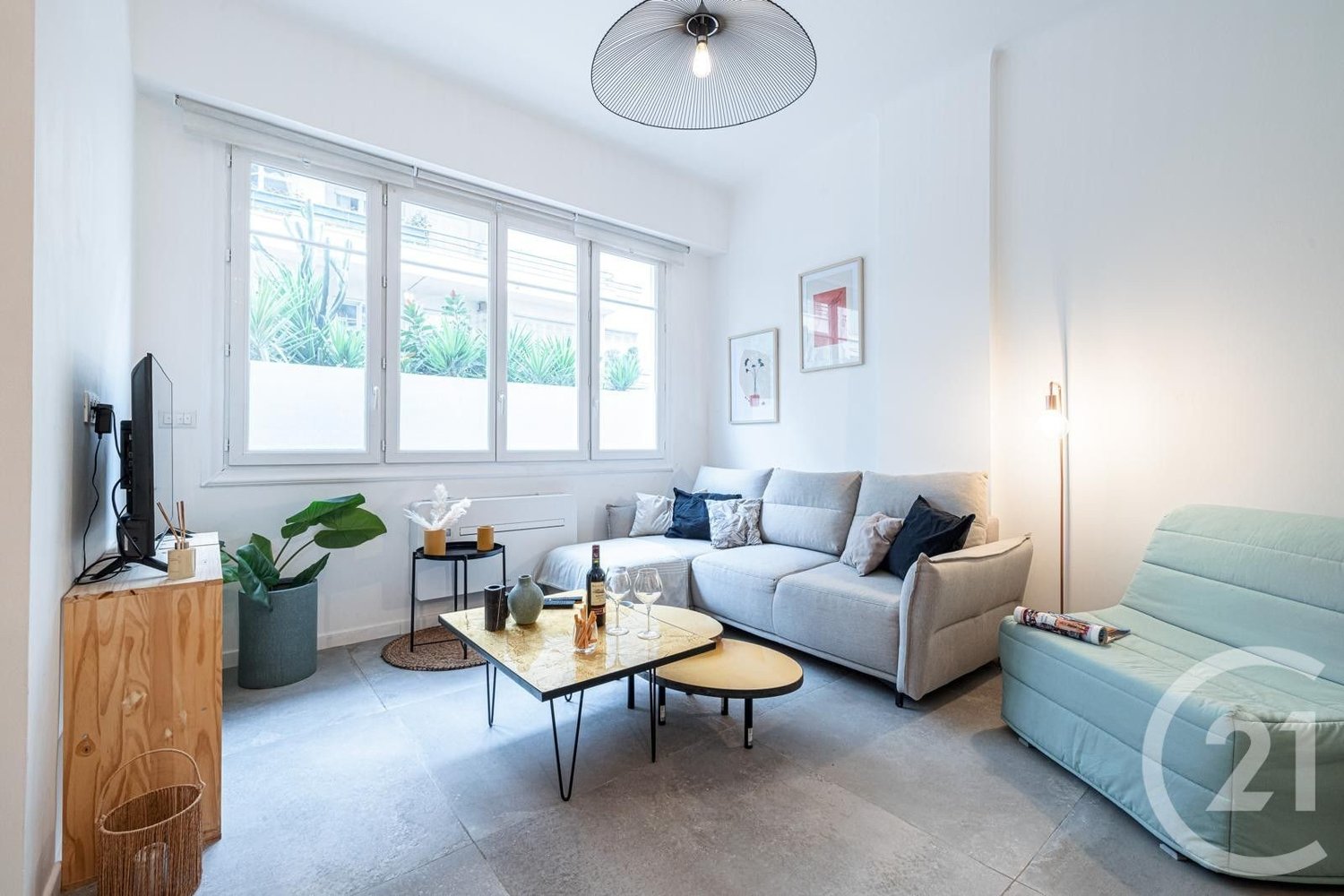 Property photo 2 in Carre d'Or
