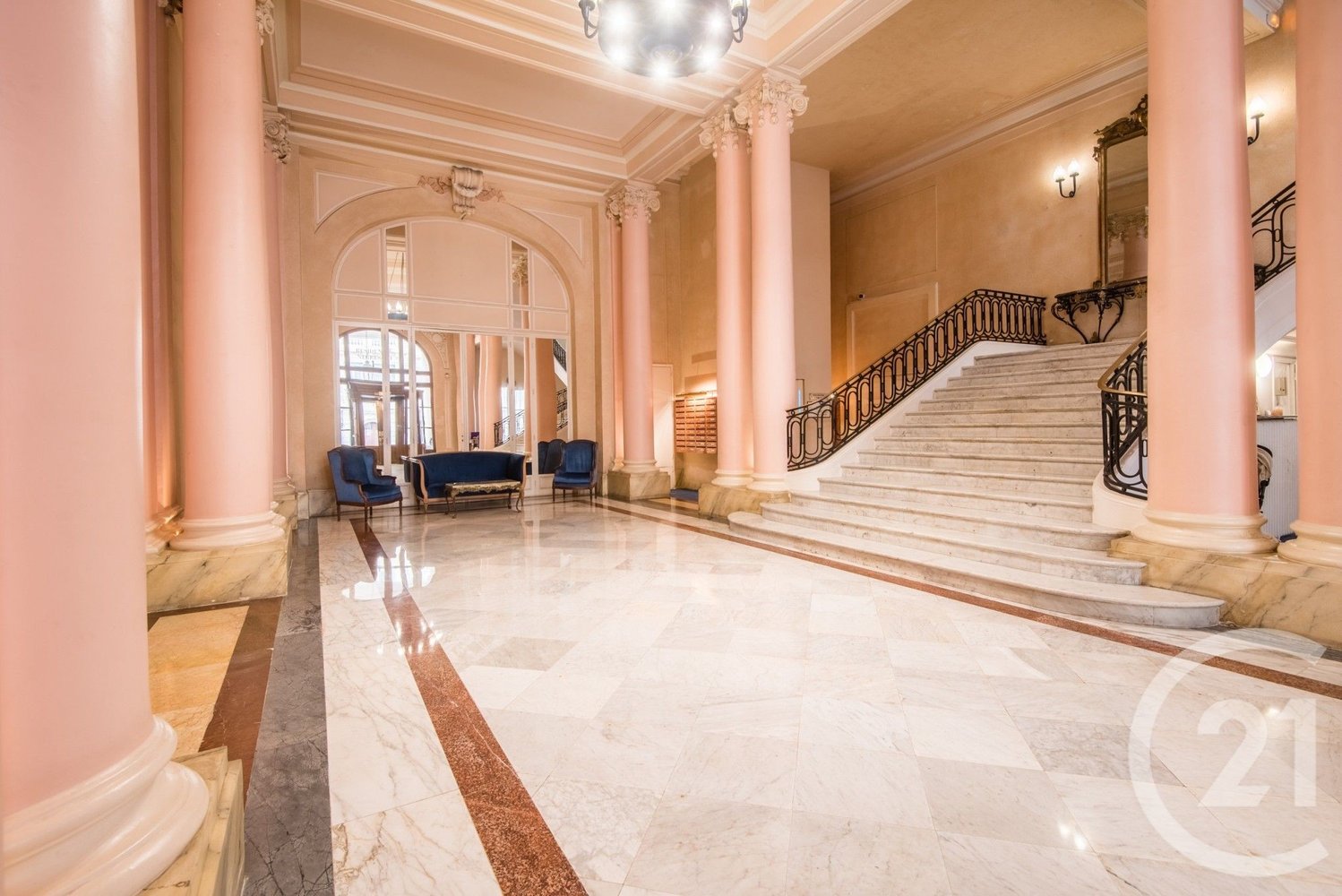 Property photo 15 in Carre d'Or