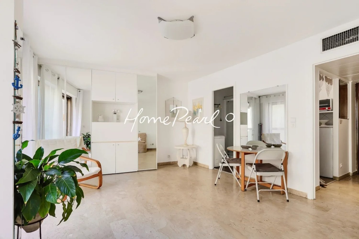 Property photo 6 in Carre d'Or